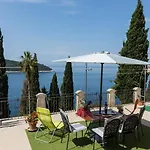 Tango Apartman *